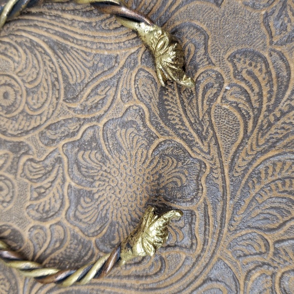 Vintage Gold Tone Twist Animal Head Cuff Bracelet - Picture 3 of 7
